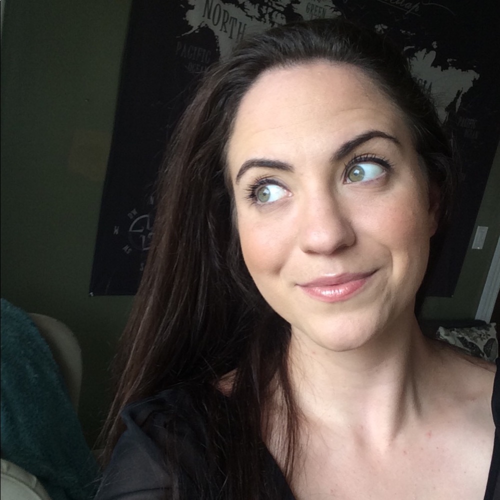 Meet your Posher, Megan